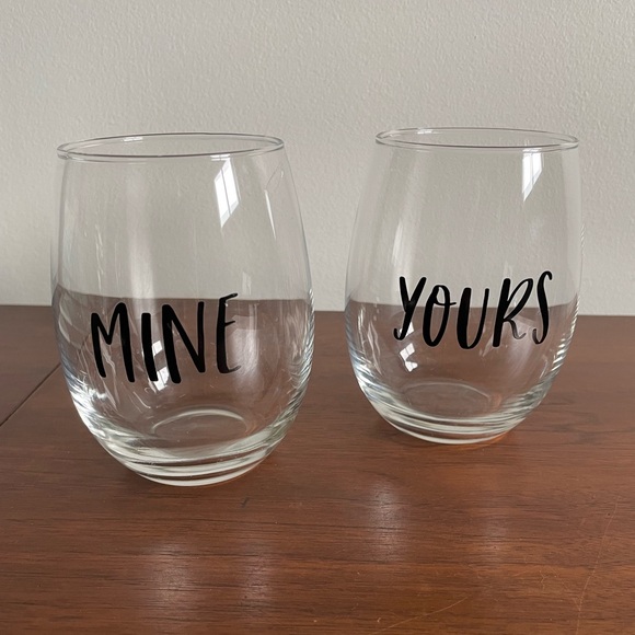 Mine/Yours stemless glasses - Picture 1 of 2